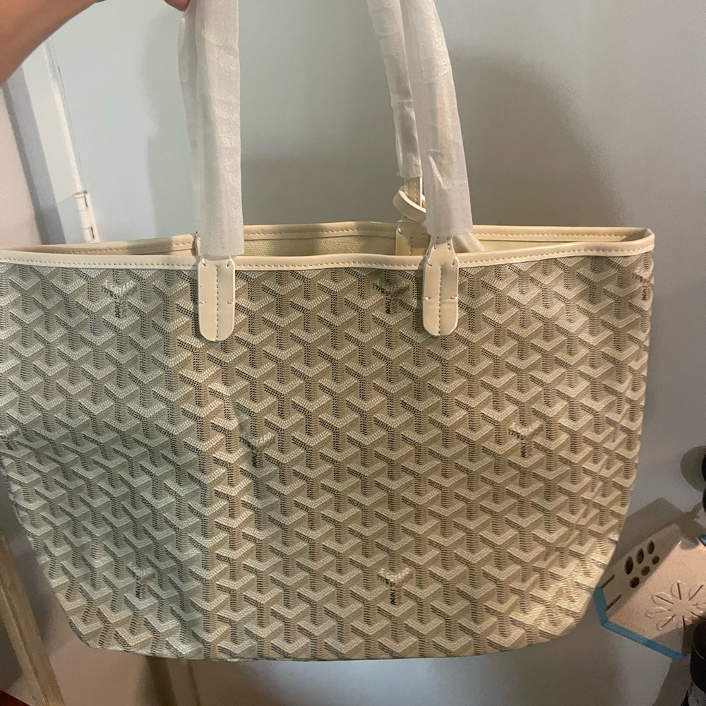 Goyard tote